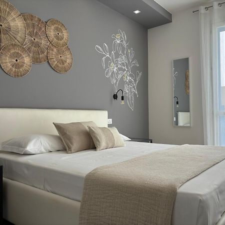 Cala Azzurra Macari Bed And Breakfast And Holidays House Экстерьер фото