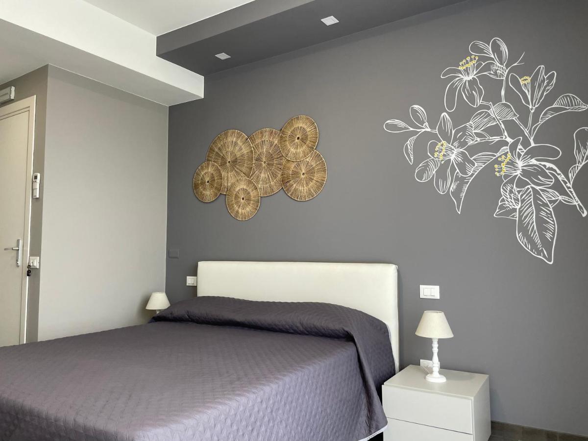 Cala Azzurra Macari Bed And Breakfast And Holidays House Экстерьер фото