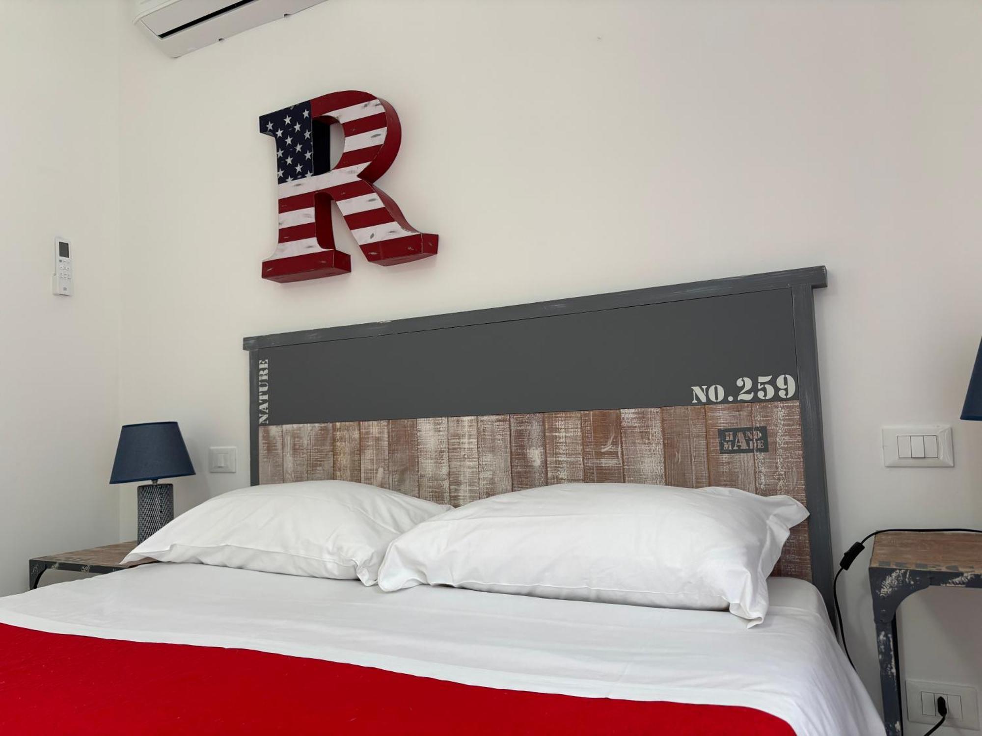 Cala Azzurra Macari Bed And Breakfast And Holidays House Номер фото